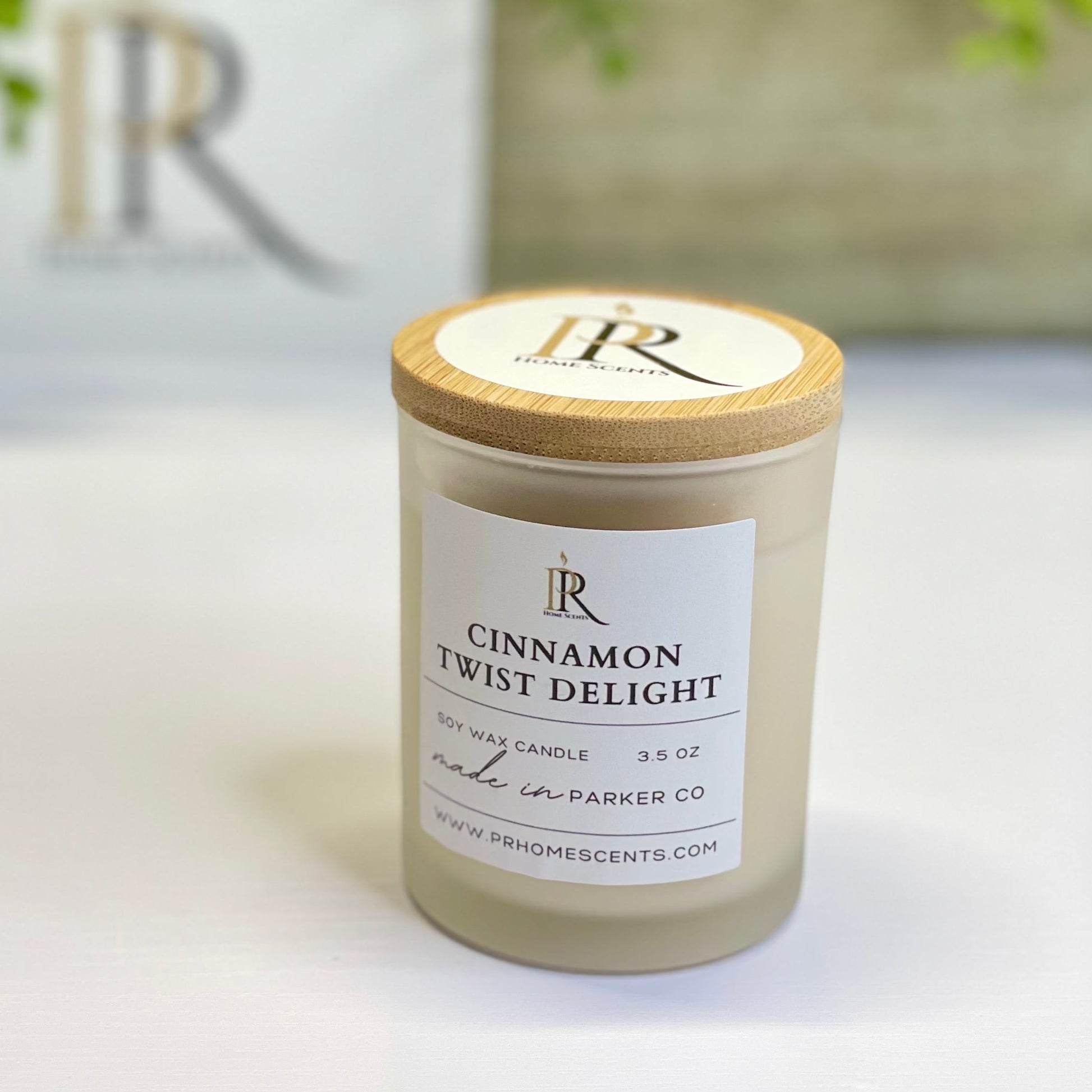 Indulge in our 'Cinnamon Twist Delight' soy wax candle. Embrace the blend of cinnamon, ginger, raisin, sugar, almond, pie crust, nutmeg, allspice, clove, butter, and vanilla. Create a cozy ambiance with this aromatic medley, perfect for warm gatherings or tranquil moments. Elevate your space with its comforting embrace. 🕯️✨ #SoyCandles #SpiceBlend"